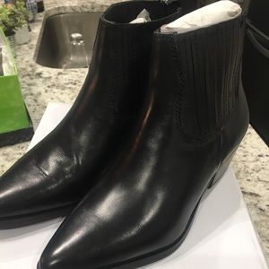 NIB Steve Madden Leather Booties (Stars on back)